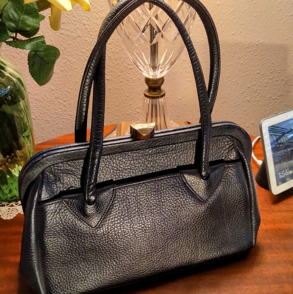 Vintage Navy Blue Leather Clasp Handbag 1960s - Picture 2 of 11